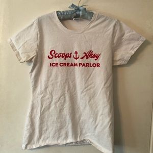 STRANGER THINGS T SHIRT